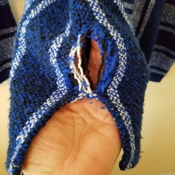 Artesanias Mickey Mexican Baja Poncho Hoodie Surfer Skater Drug Rug Pullover L - Picture 7 of 8